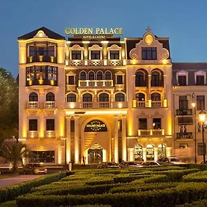 4* Hotel Golden Palace & Casino